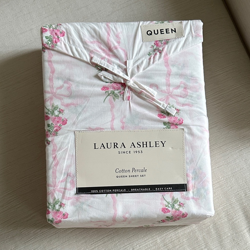 New Laura Ashley White and Pink Floral Cotton Sheet Set